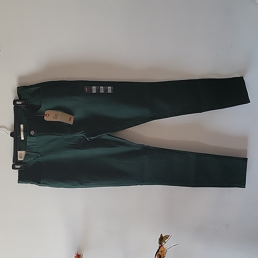 Levi's 710 Super Skinny Jeans
